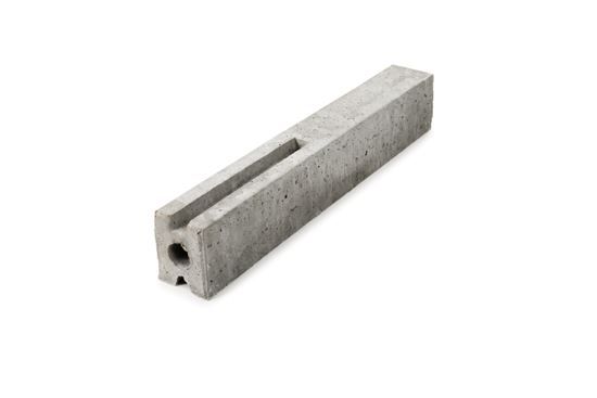 Betontussenpaal met gat diam. 80mm - rabat 50cm x L. 90cm