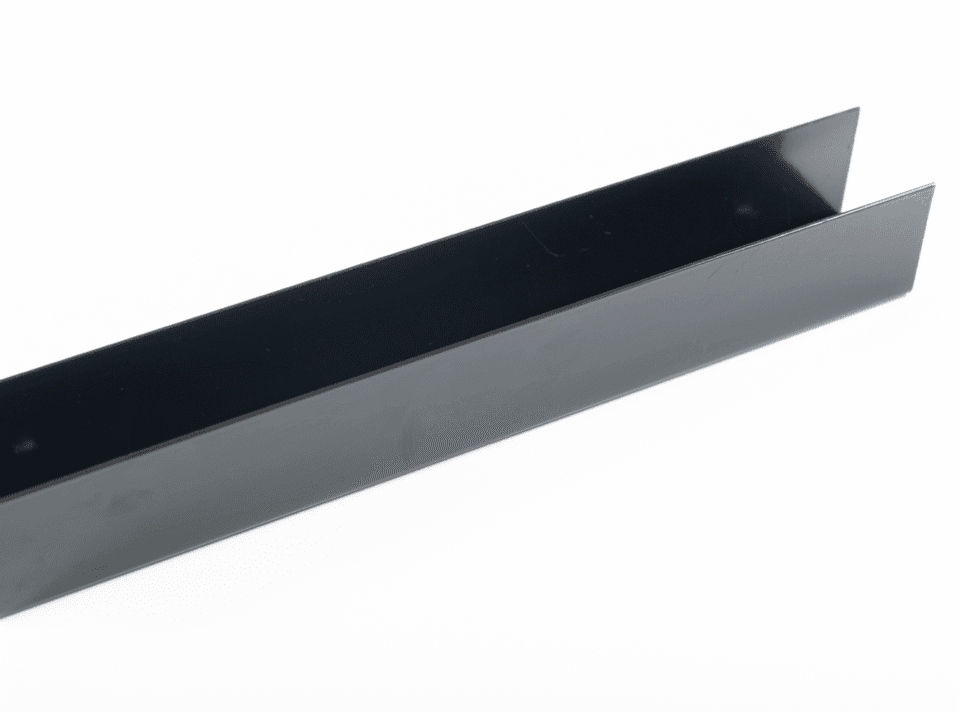 U - profiel BREED 45/40/45mm L. 2030mm met 5 gaten